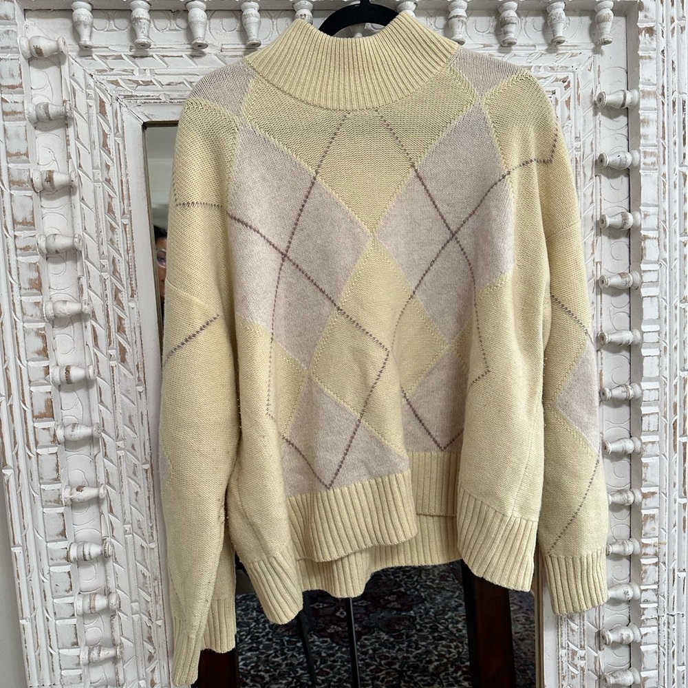 Everlane Cream Wool Turtleneck Sweater Argyle